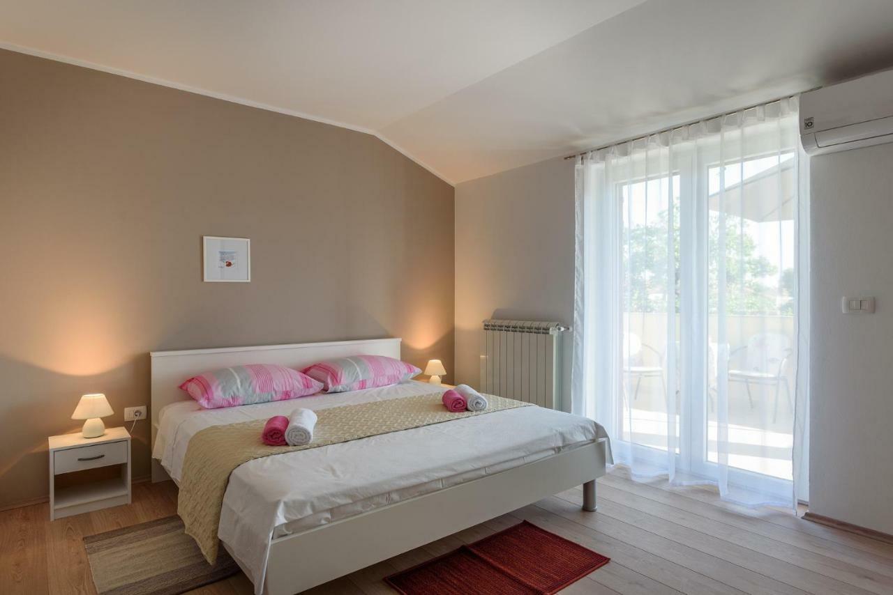 PUY Apartment Perusko מראה חיצוני תמונה