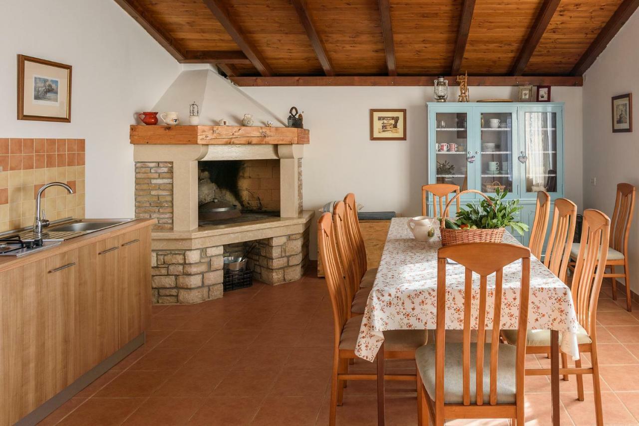 PUY Apartment Perusko מראה חיצוני תמונה
